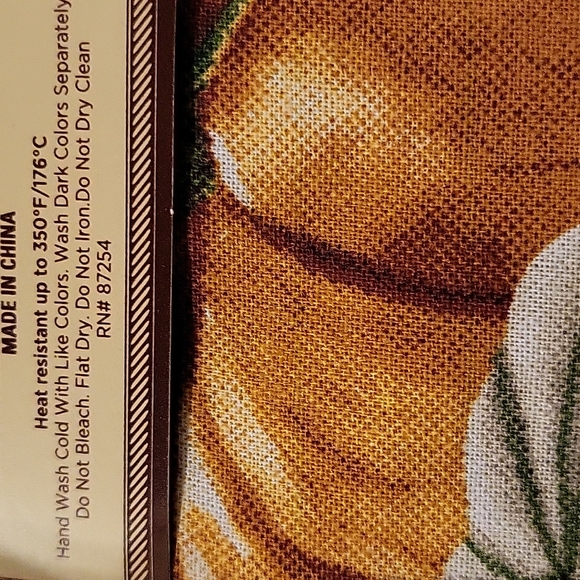 Fall Pot Holders & Oven Mitt. - Picture 8 of 9